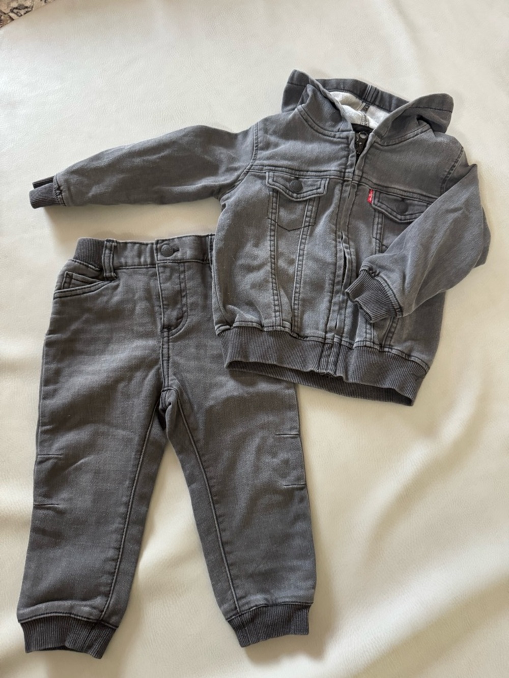 Levi’s Knit Denim Set 🖤 (24 months) - Picture 2 of 6